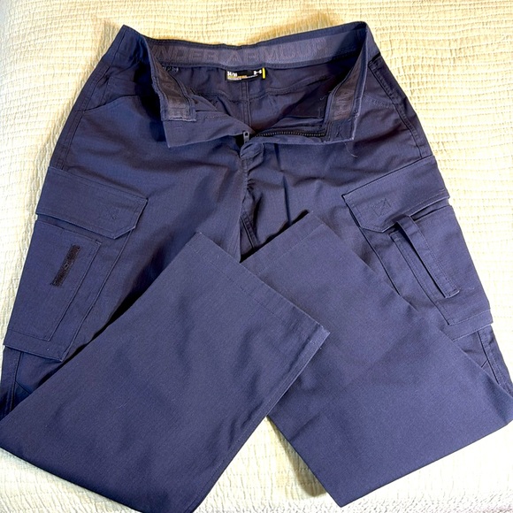 Under Armour Other - Under Armour UA Enduro Cargo Pants Dark Blue Storm Size 34/30